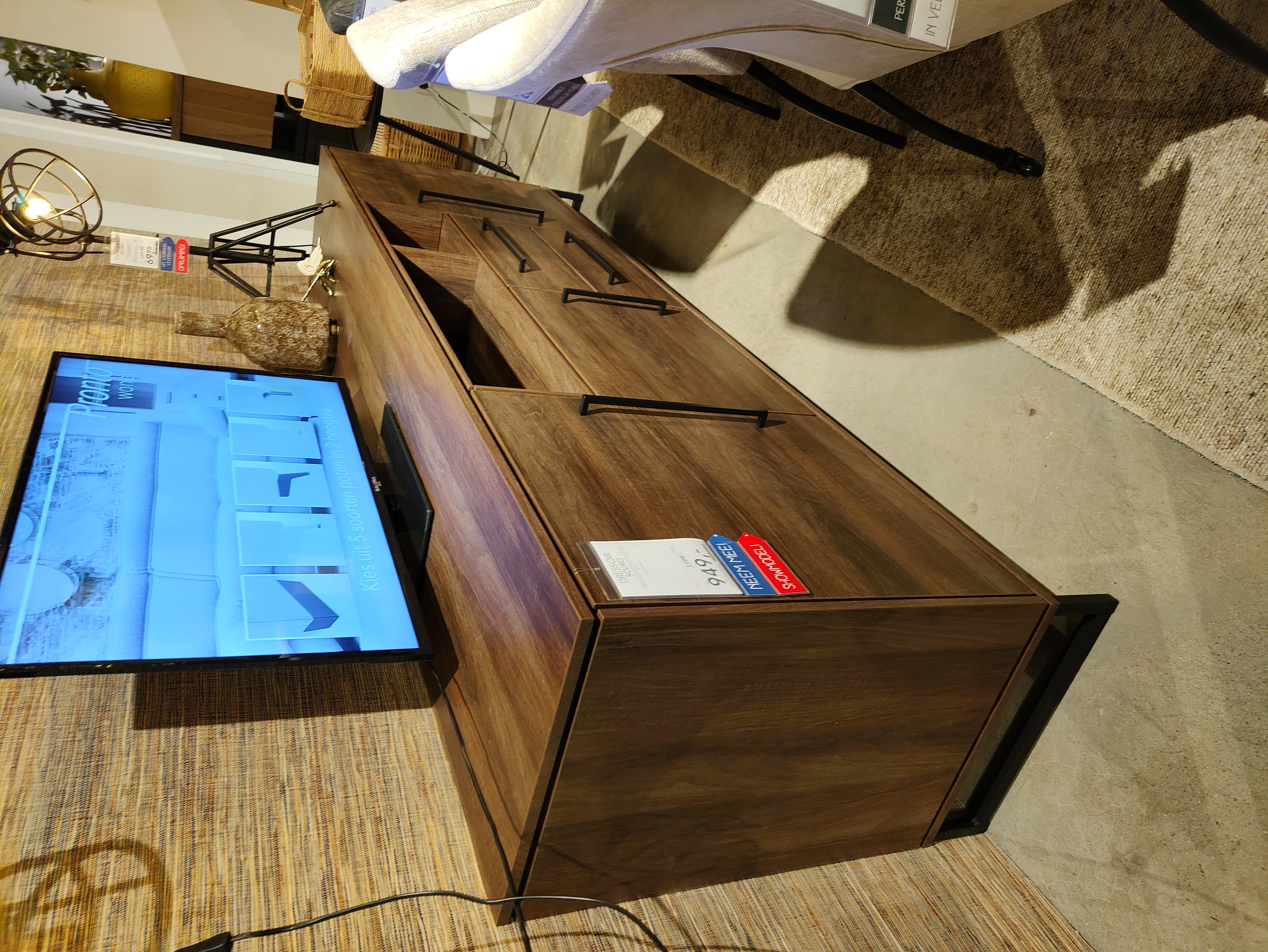 Scuro dressoir